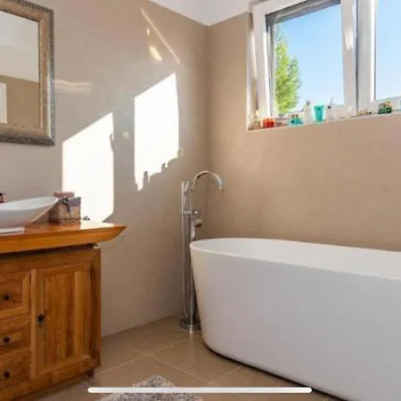 别墅 Tara 斯里马